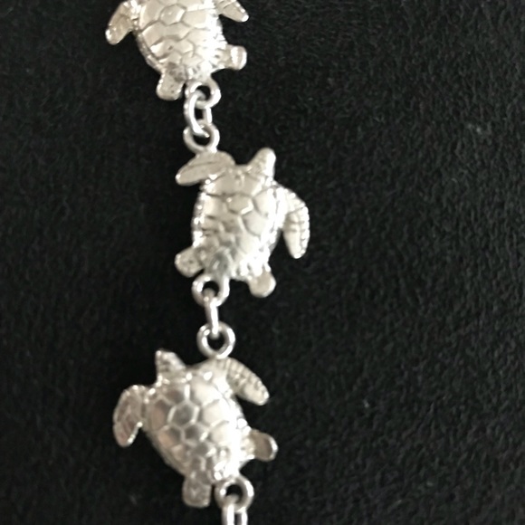 Sterling silver sea turtle bracelet - Picture 4 of 6